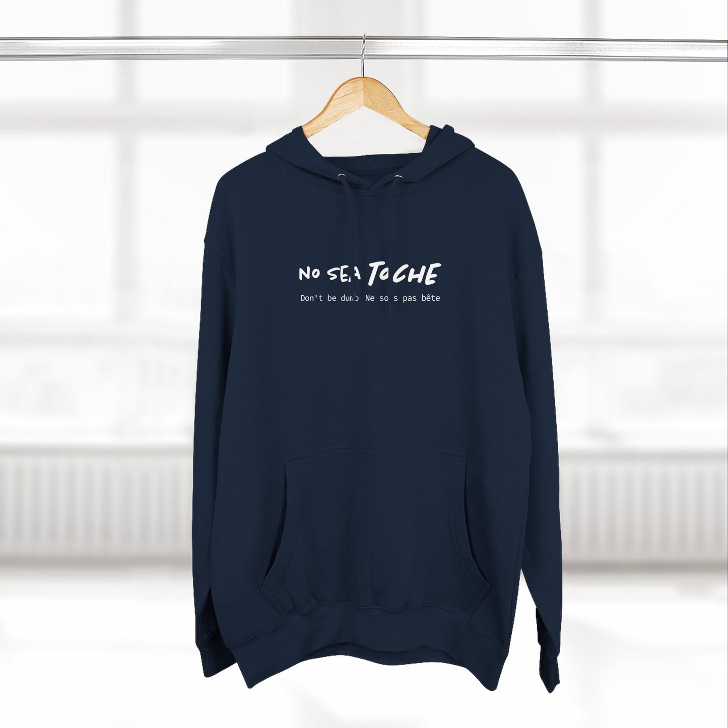 Hoodie “No sea toche” – Suéter Unisex de Fleece, Cómodo, Divertido y con Identidad Venezolana
