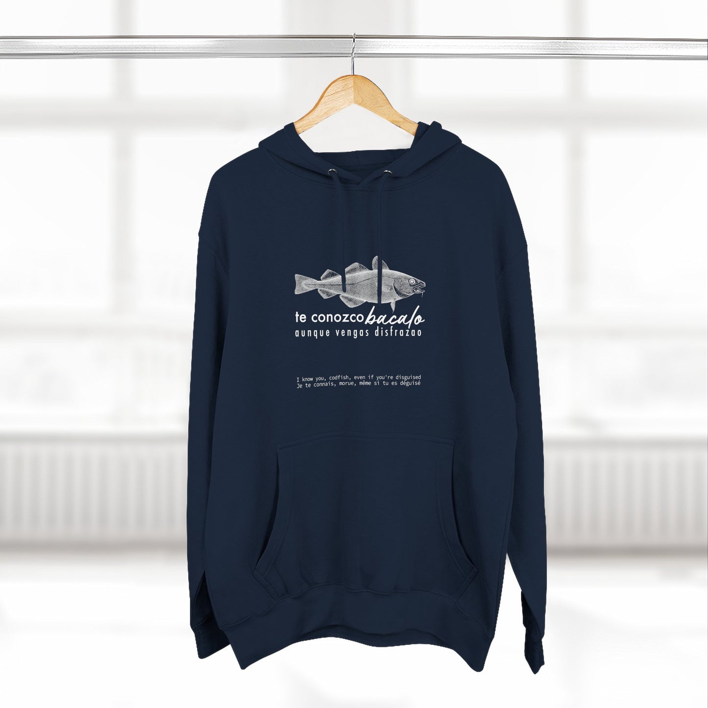 Hoodie “Te Conozco Bacalao” – Suéter Unisex de Fleece, Cómodo, Original y con Sabor Venezolano