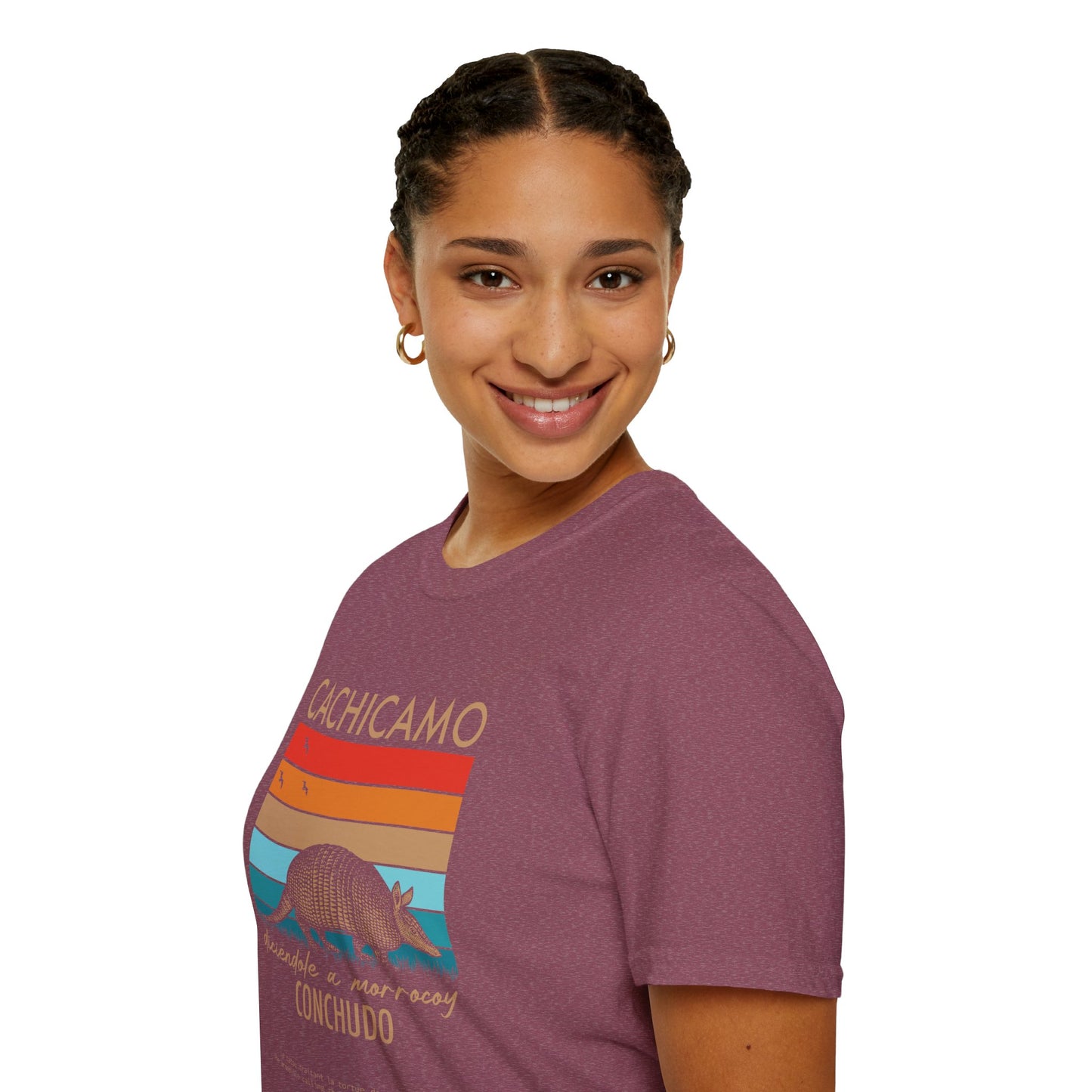 CACHICAMO DICIÉNDOLE A MORROCOY 🐢 CONCHUDO - Camiseta Vintage Unisex Softstyle