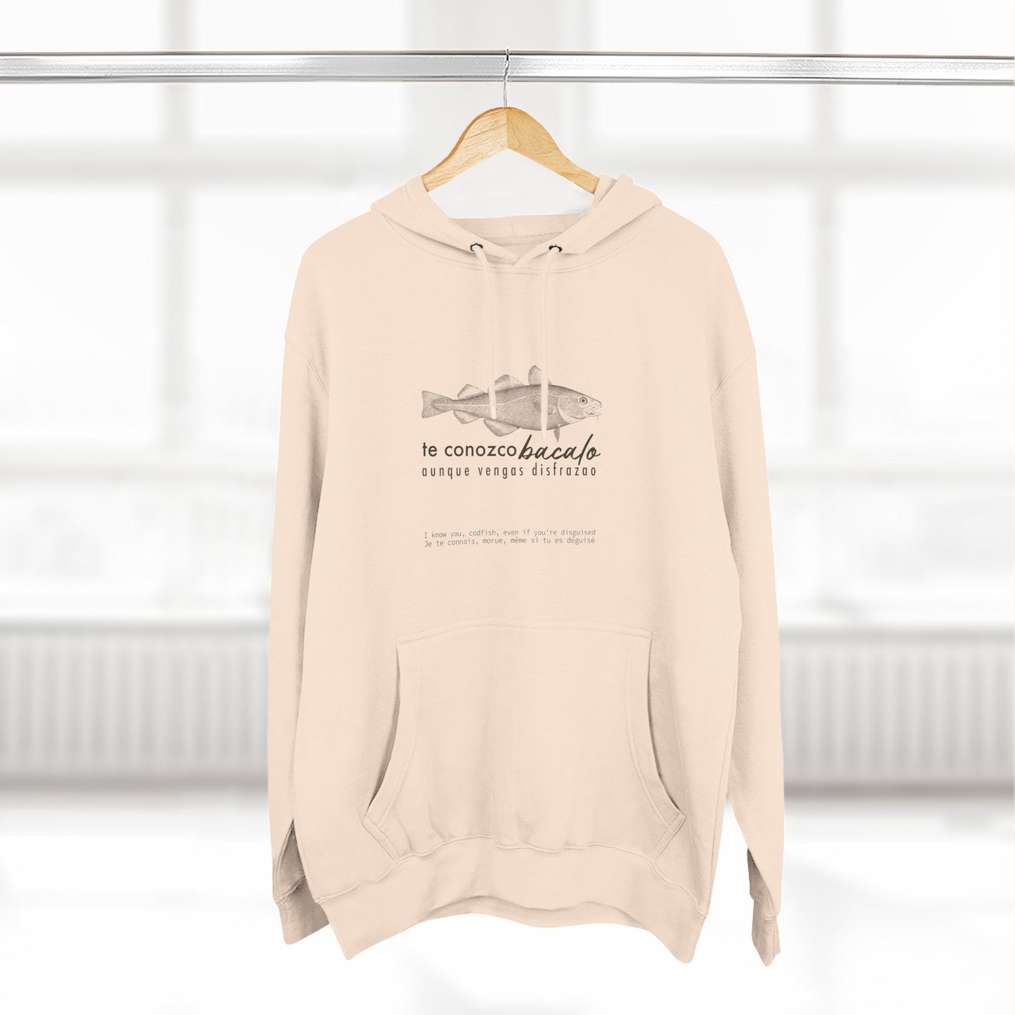 Hoodie “Te Conozco Bacalao” – Suéter Unisex de Fleece, Cómodo, Original y con Sabor Venezolano
