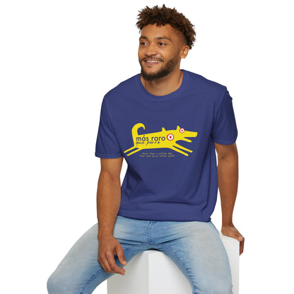 MÁS RARO QUE PERRO AMARILLO - Camiseta unisex Softstyle