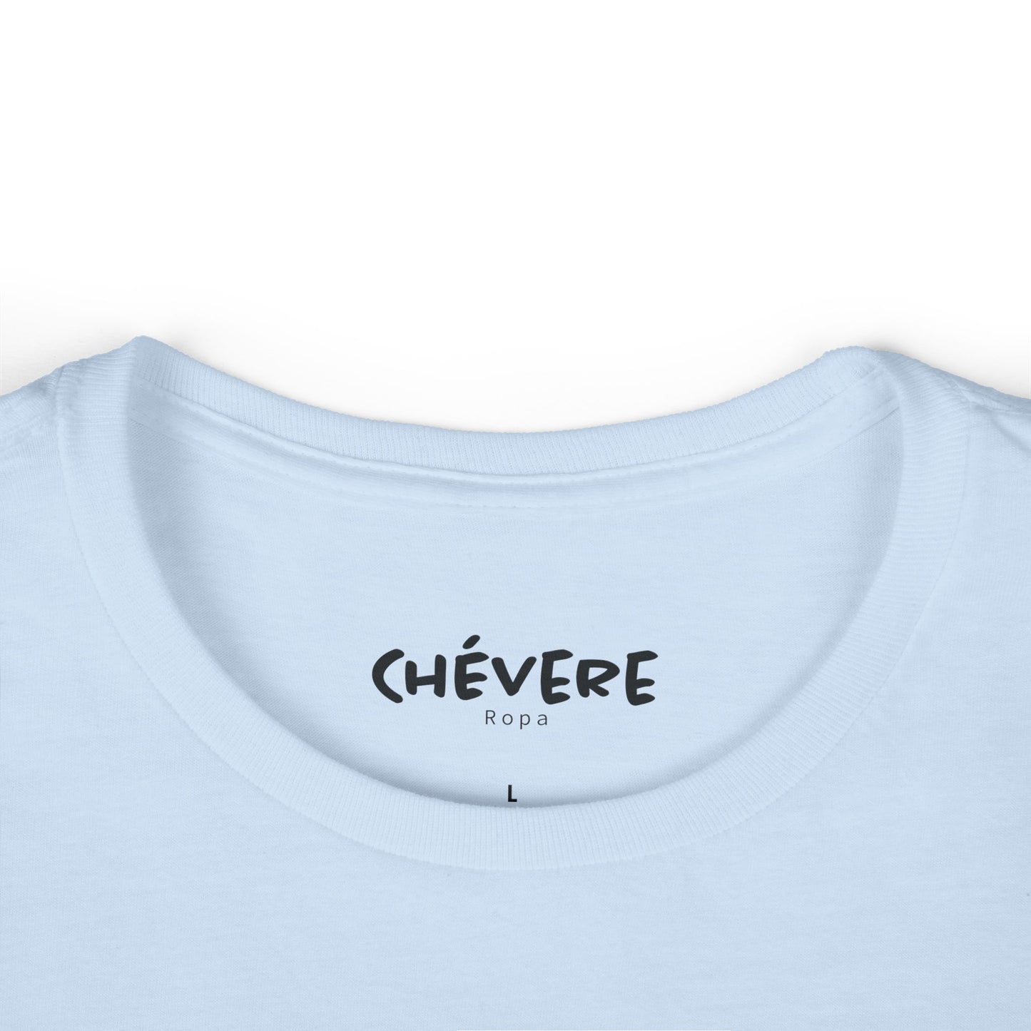 Camiseta Softstyle para Mujer con Frase Vintage - Perfecta para Salidas Casuales y un Estilo Retro