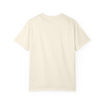 MÁS VUELTAS QUE A UN TROMPO - Camiseta Unisex Softstyle