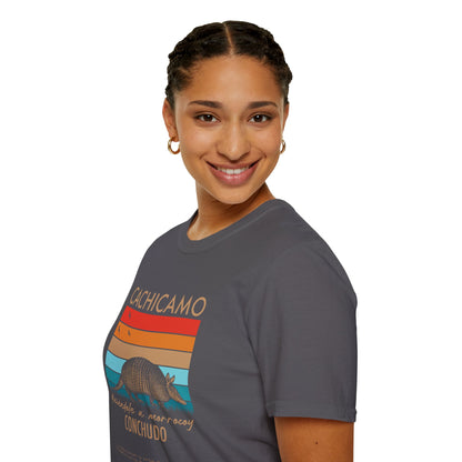CACHICAMO DICIÉNDOLE A MORROCOY  🐢 CONCHUDO - Camiseta Vintage Unisex Softstyle