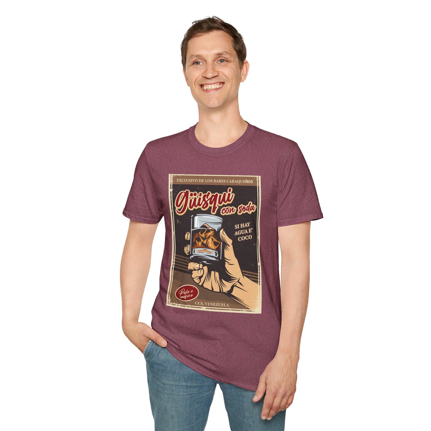 GÜISQUI CON SODA - Camiseta Vintage Unisex Softstyle – Un Clásico de los Bares Caraqueños