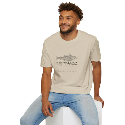 TE CONOZCO BACALAO 🐟😆 - Camiseta Unisex Softstyle