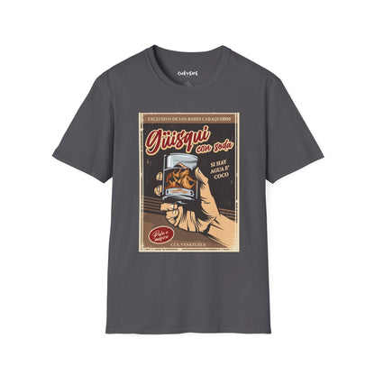 GÜISQUI CON SODA - Camiseta Vintage Unisex Softstyle – Un Clásico de los Bares Caraqueños