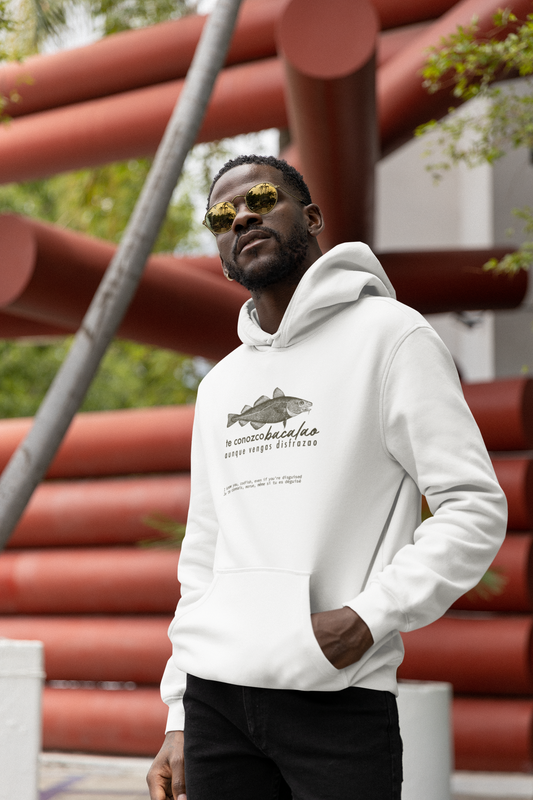 Hoodie “Te Conozco Bacalao” – Suéter Unisex de Fleece, Cómodo, Original y con Sabor Venezolano